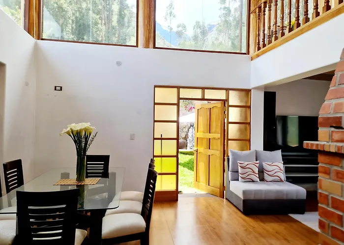 Beautiful House In The Sacred Valley, Arin Falls